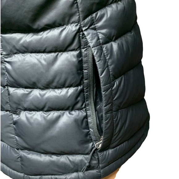 The NorthFace, Down Vest - Picture 6 of 13